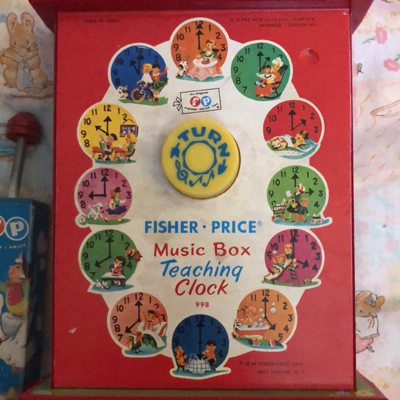 Vintage (2) Fisher-Price Music Box Teach Time Clock & Radio - Both WORK GREAT! - Picture 4 of 13